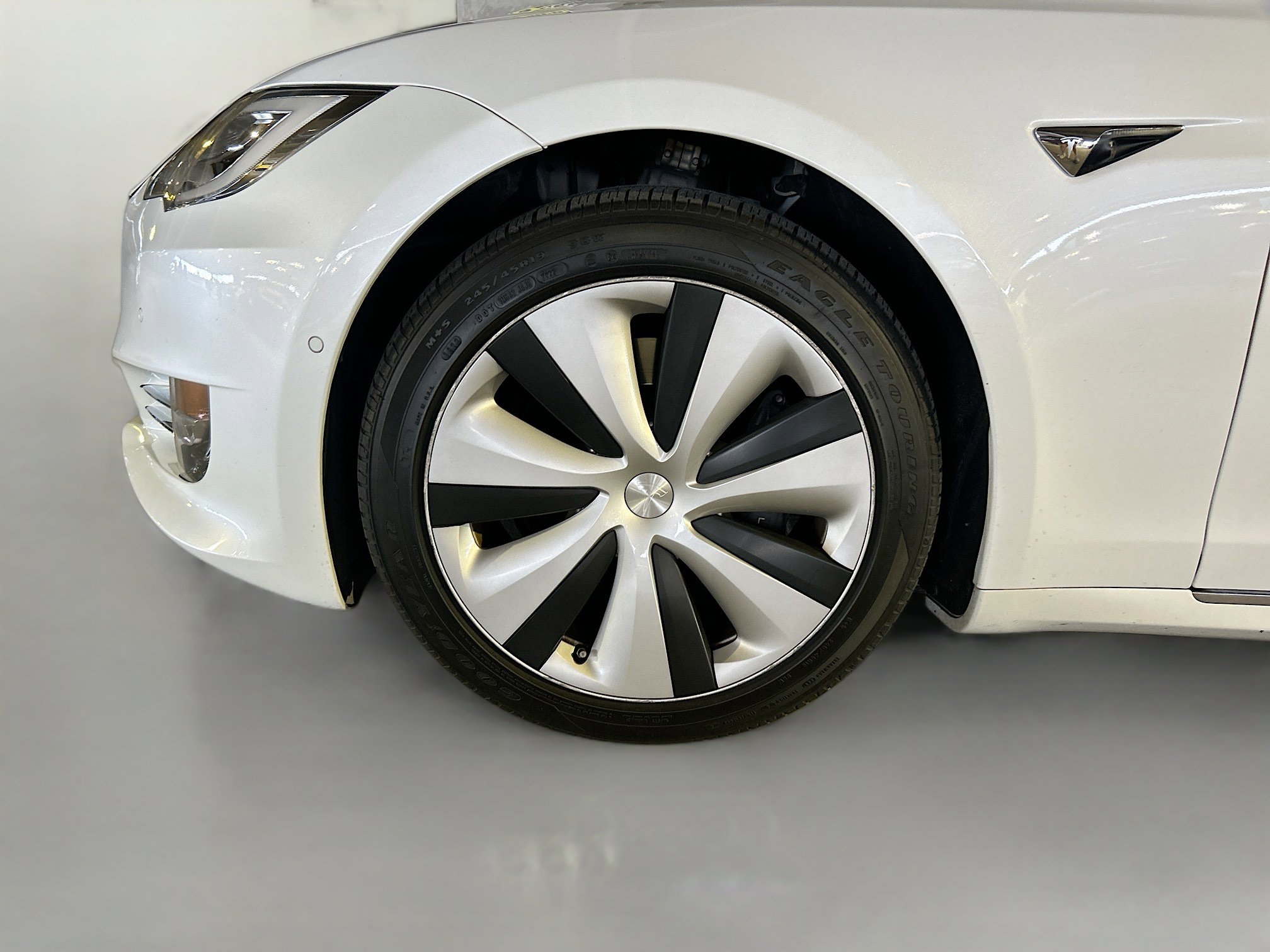 2021 Tesla Model S Long Range AWD photo 26