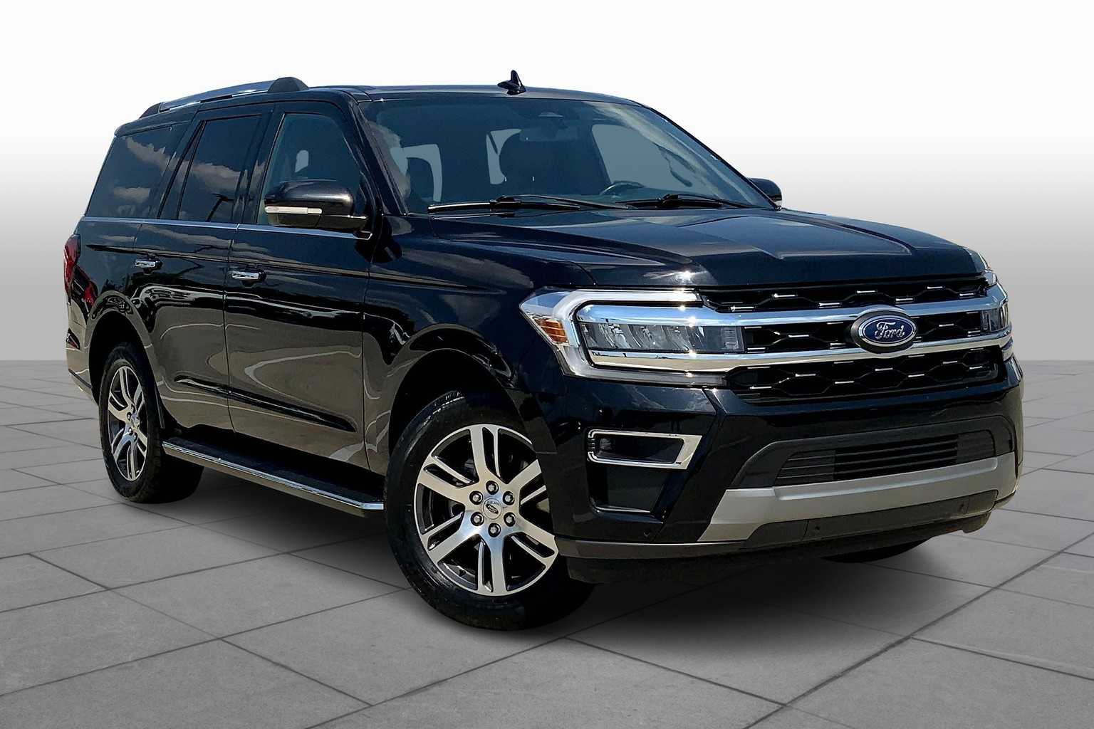 2023 Ford Expedition Limited photo 2