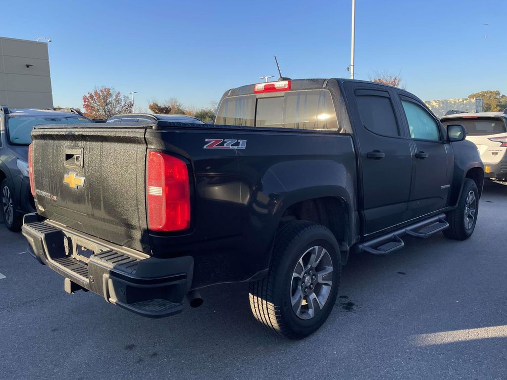 2019 Chevrolet Colorado Z71 photo 3