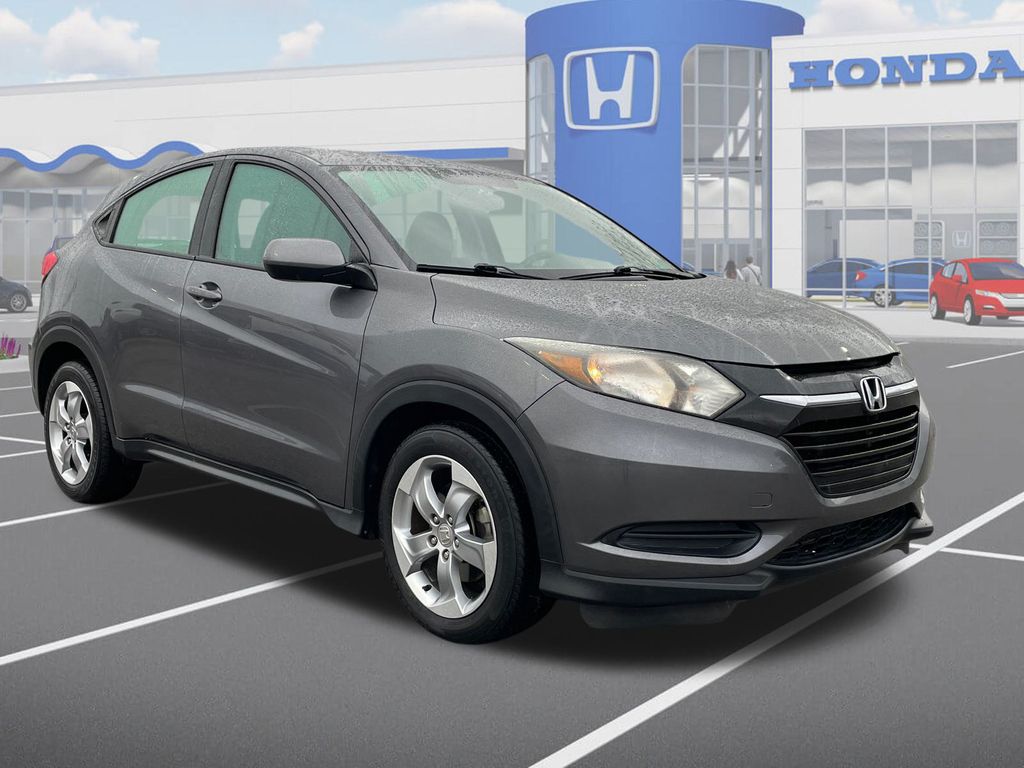 2017 Honda HR-V LX's photo