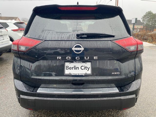 2025 Nissan Rogue SV photo 4