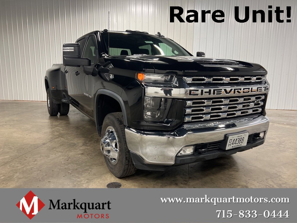 2022 Chevrolet Silverado 3500HD LT's photo