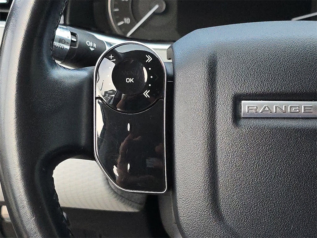 2020 Land Rover Range Rover Evoque S photo 19