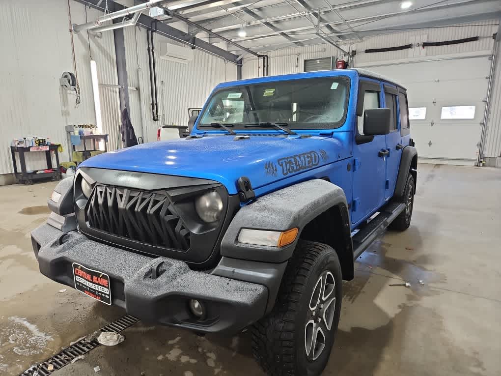 2023 Jeep Wrangler 4-Door Sport S's photo