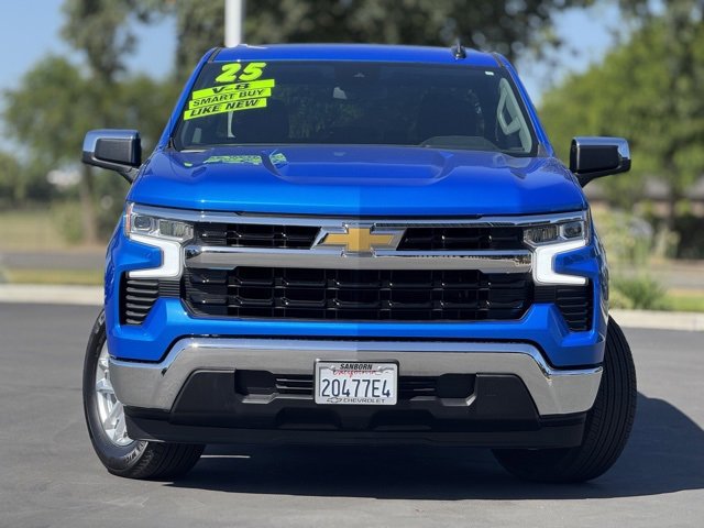 2025 Chevrolet Silverado 1500 LT photo 2