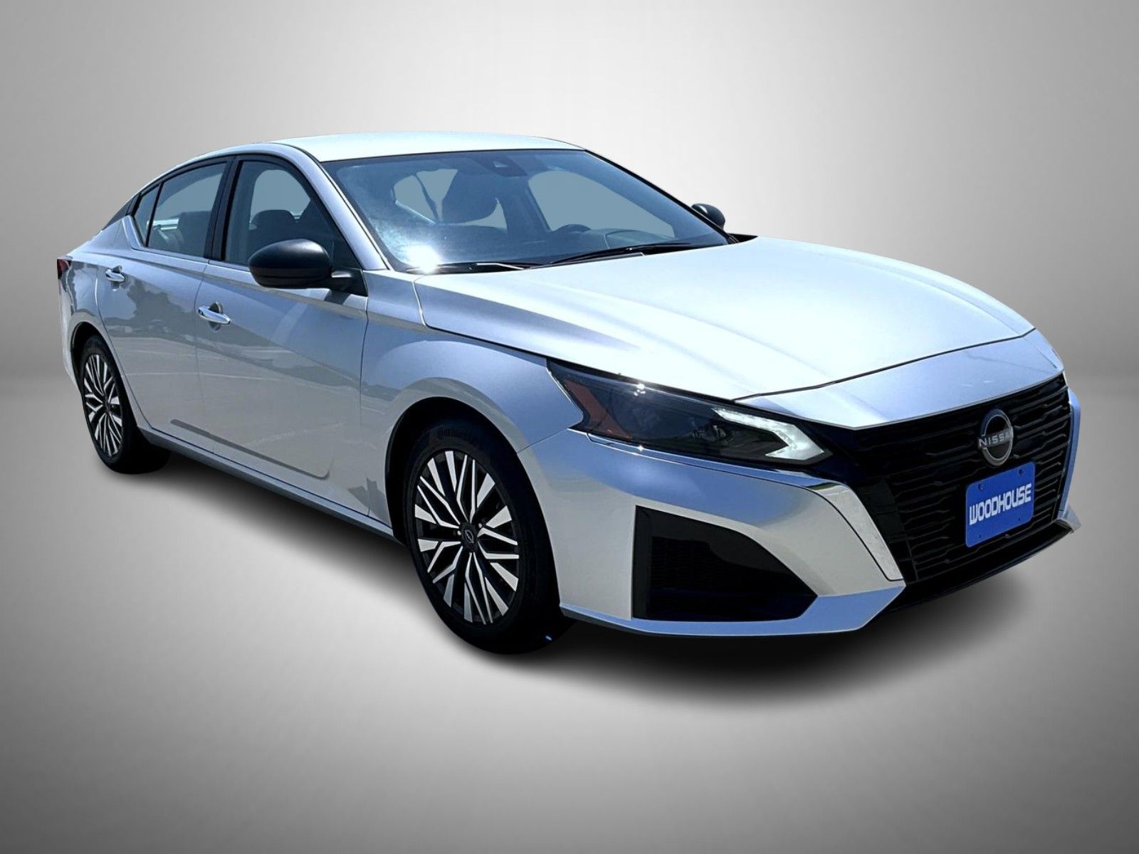2024 Nissan Altima 2.5 SV photo 3