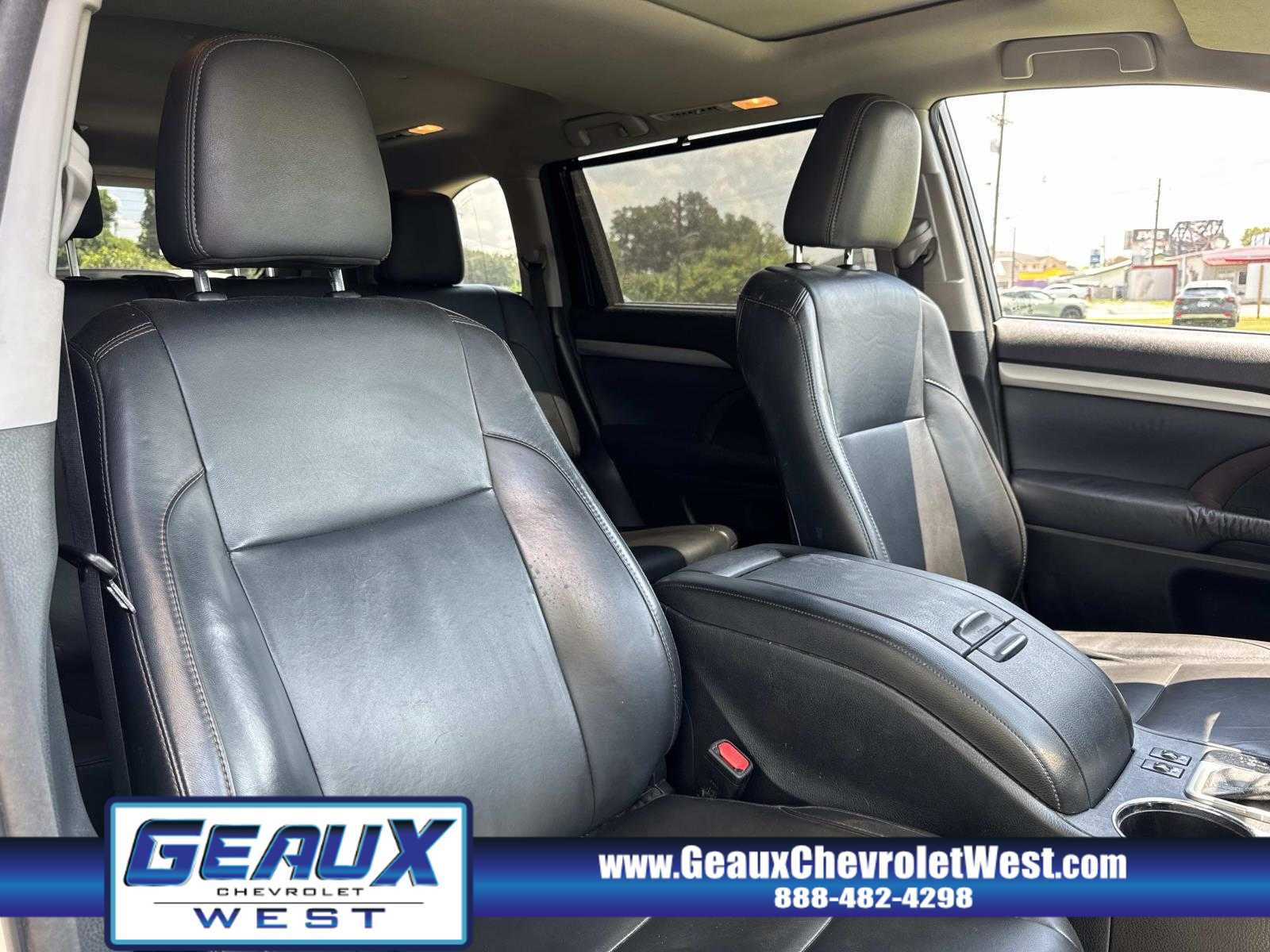 2015 Toyota Highlander XLE photo 33