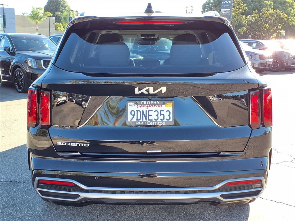 2023 Kia Sorento EX photo 4
