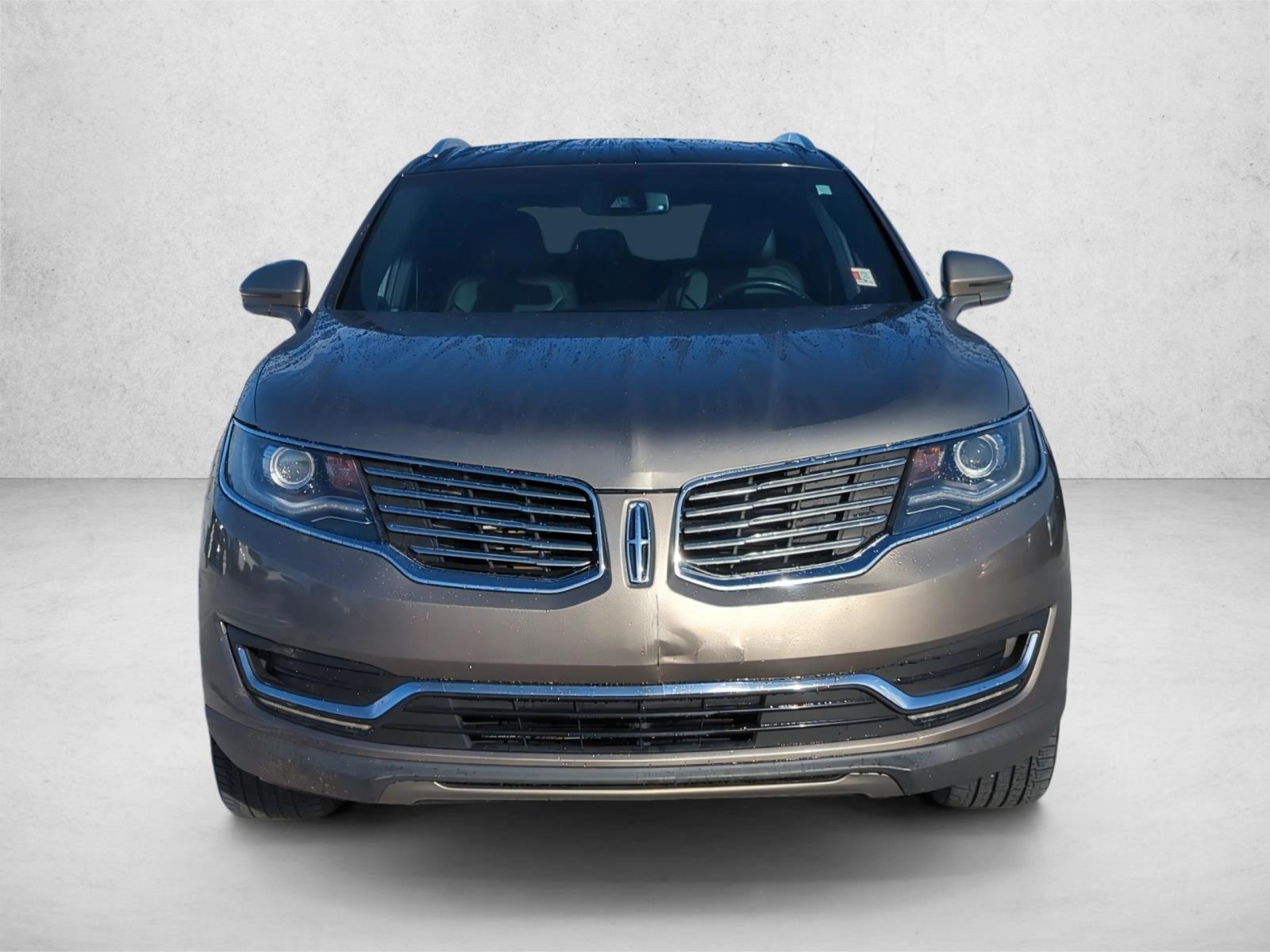 2016 Lincoln MKX Base Reserve photo 2