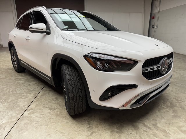 2026 Mercedes Benz GLA 250 4MATIC photo 4