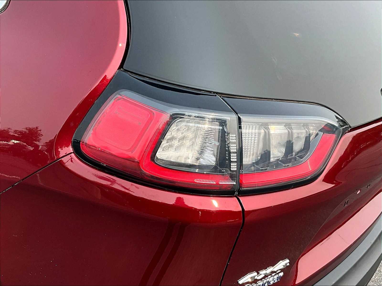 2020 Jeep Cherokee Latitude photo 31