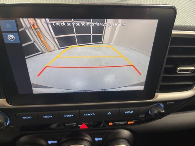 2026 Hyundai Venue SEL photo 14