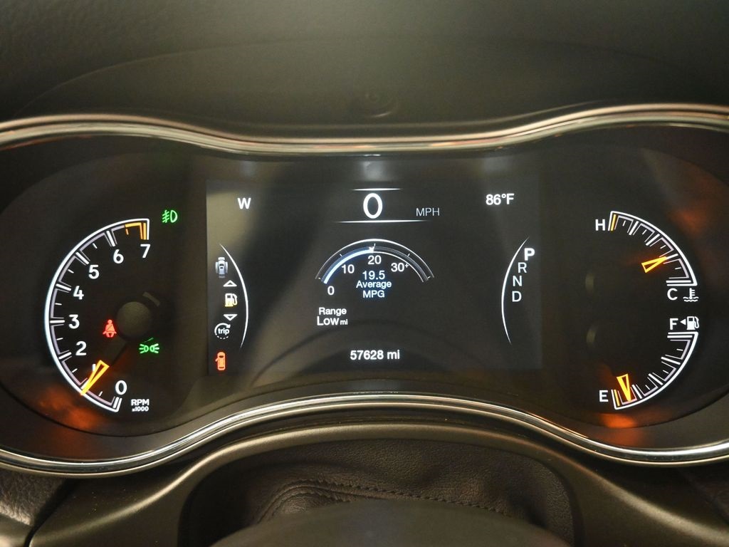 2021 Jeep Grand Cherokee Laredo X photo 7