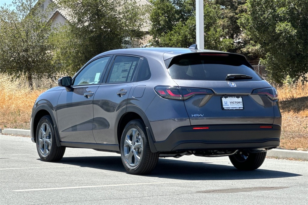 2026 Honda HR-V LX photo 5