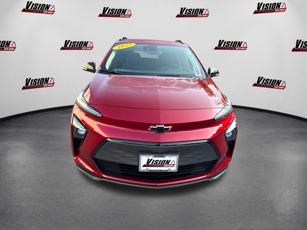 Used 2023 Chevrolet Bolt EUV LT with VIN 1G1FY6S03P4110085 for sale in Rochester, NY