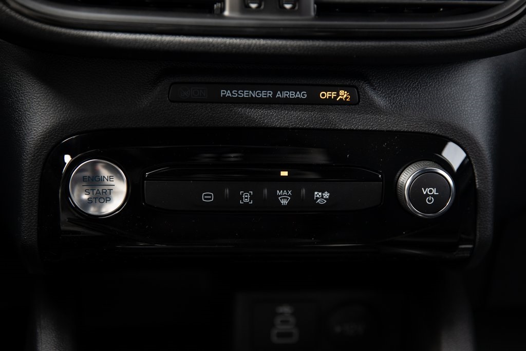 2025 Ford Escape ST-Line Select photo 30