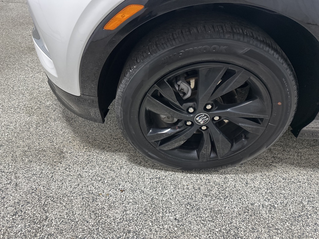 2024 Buick Encore GX Sport Touring photo 5