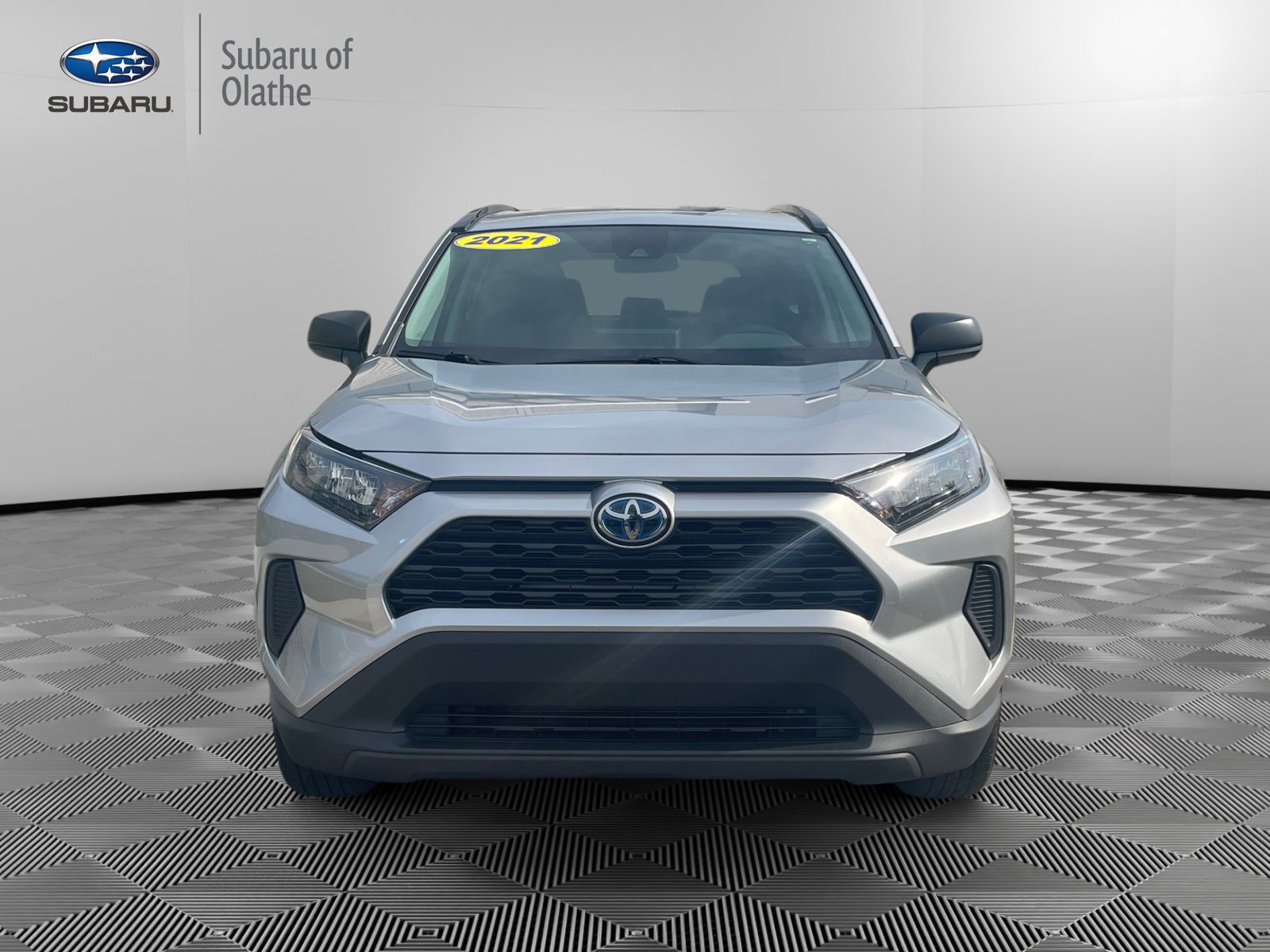 2021 Toyota RAV4 Hybrid LE photo 13