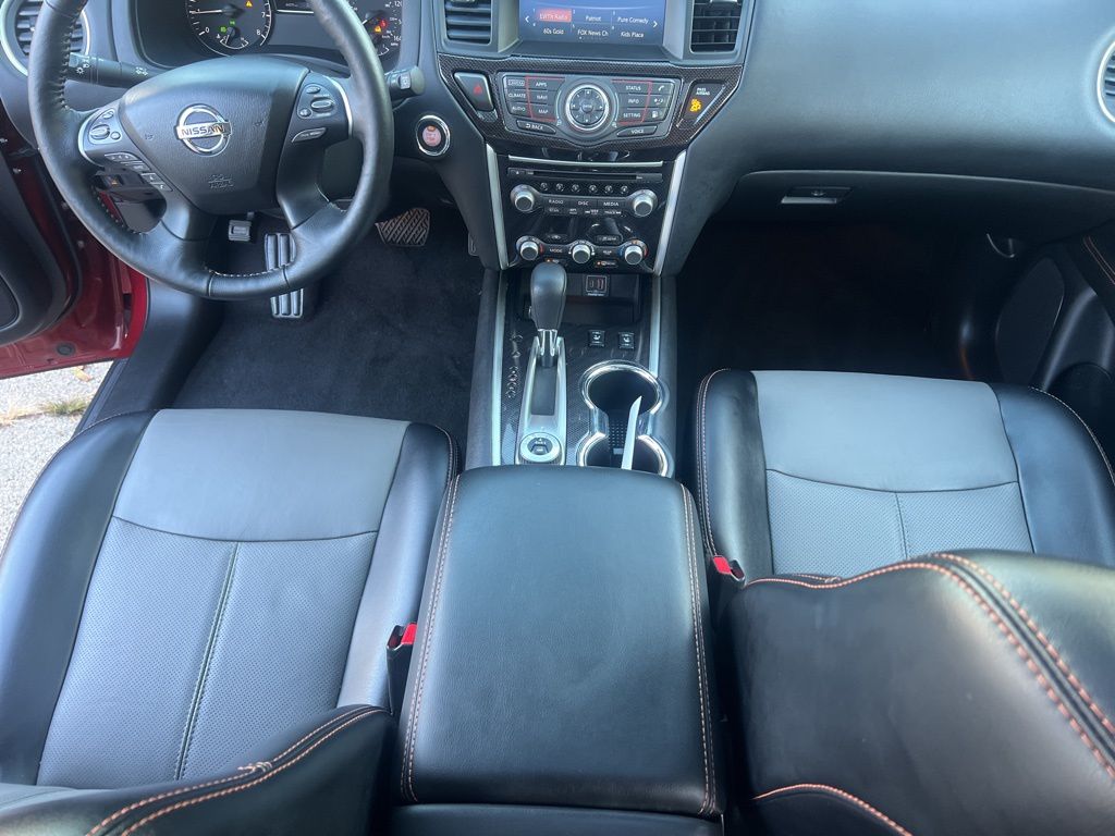 2020 Nissan Pathfinder SL photo 19