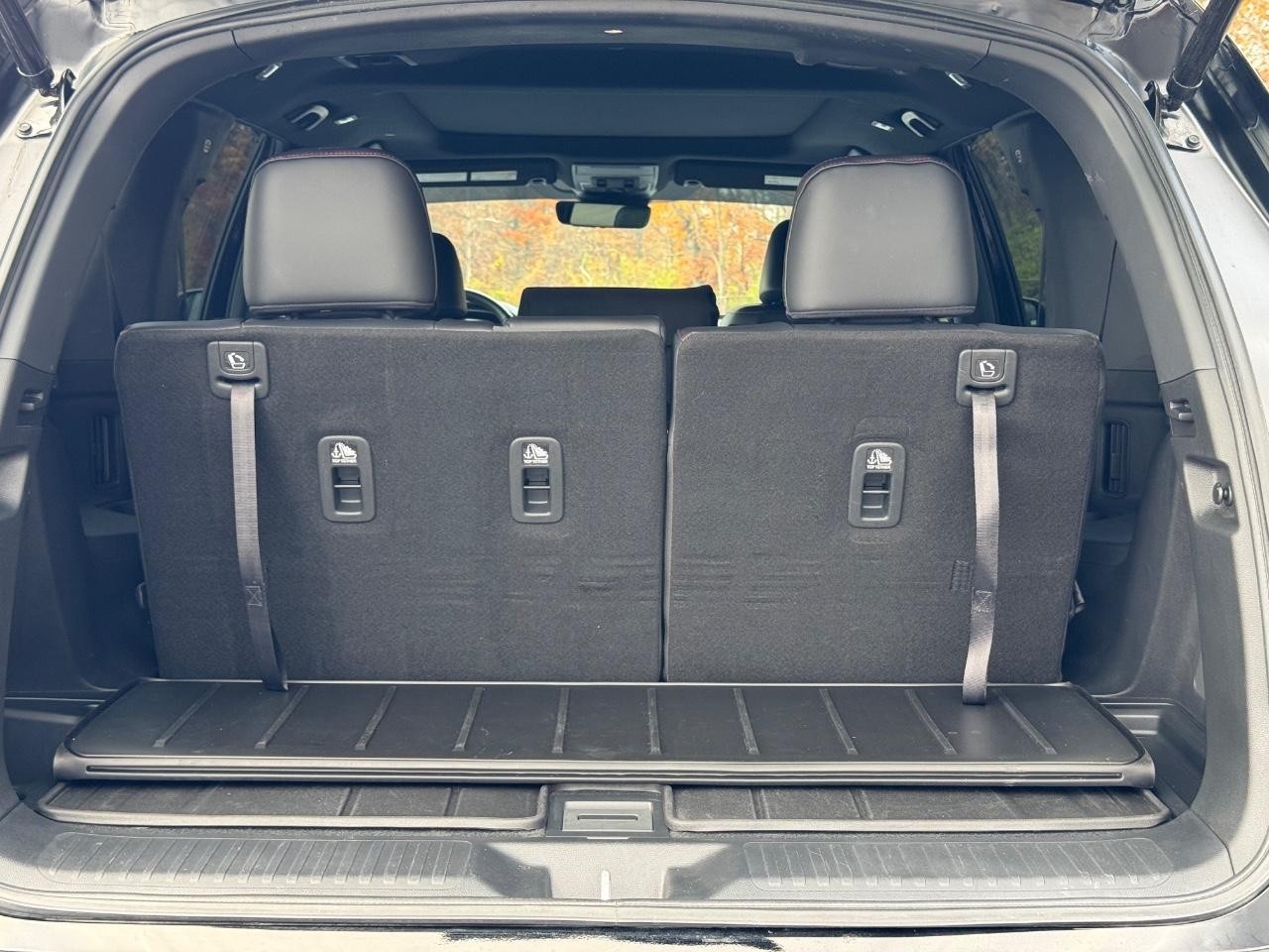 2025 Honda Pilot Black Edition photo 3