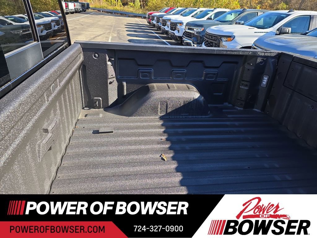 2026 Chevrolet Silverado 1500 LTZ photo 4