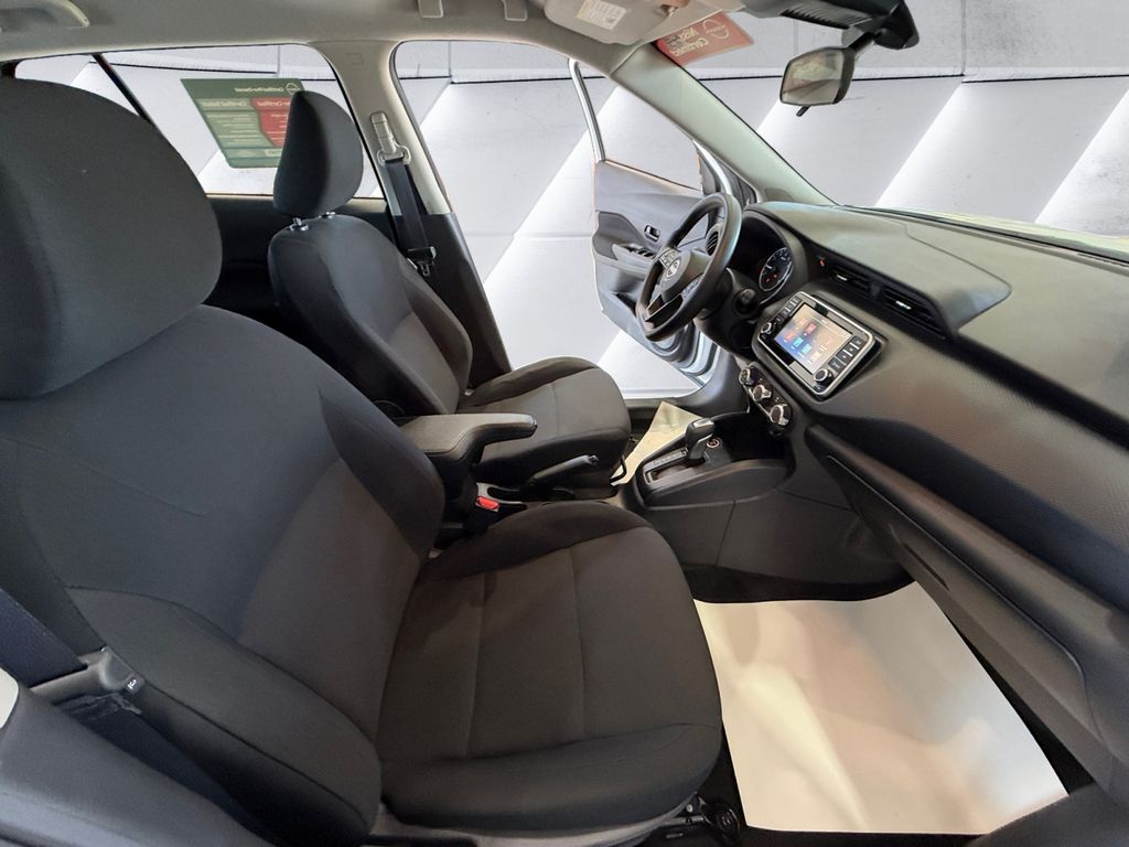 2024 Nissan Kicks S photo 12