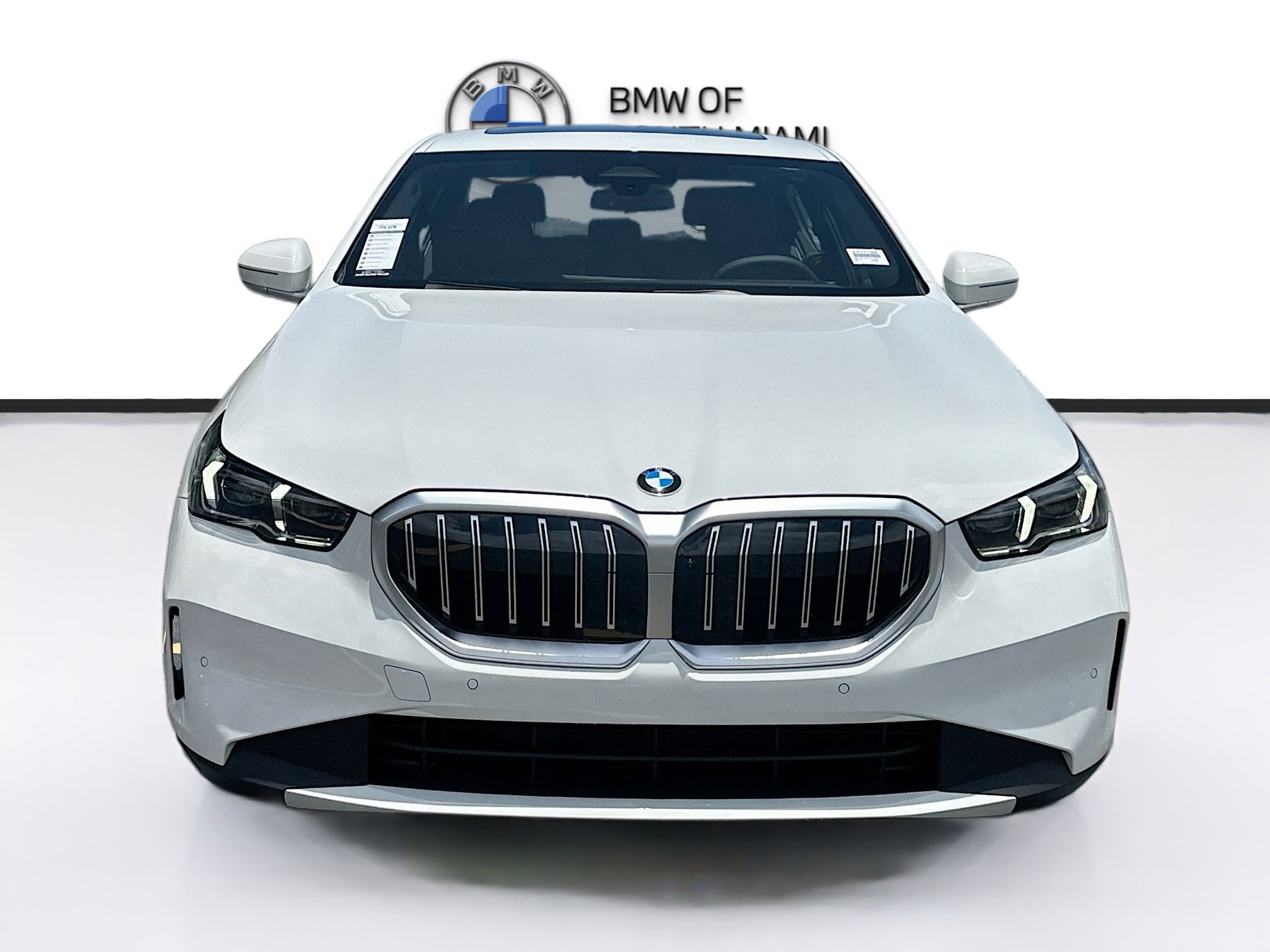 2026 Bmw 530i photo 2