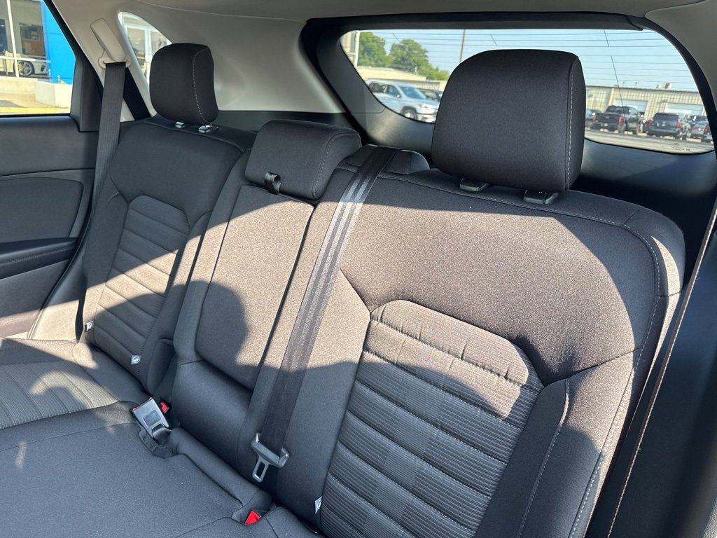 2019 Ford Edge SEL photo 18