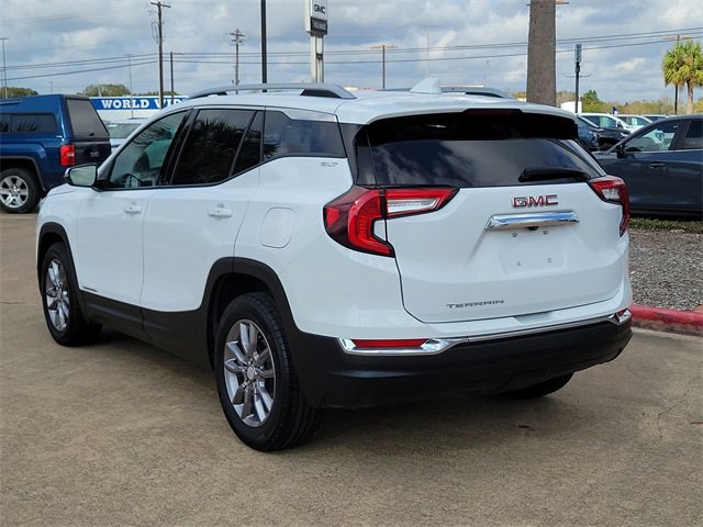 2024 Gmc Terrain SLT photo 2
