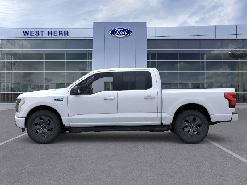 2025 Ford F-150 Lightning photo 3