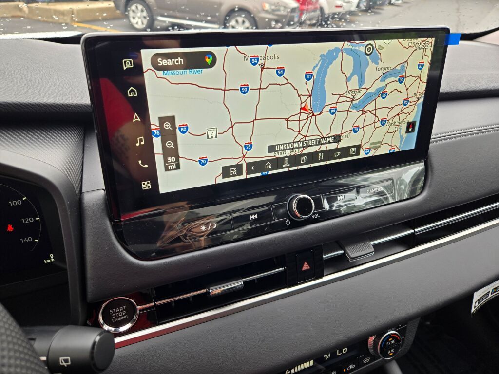 2025 Mitsubishi Outlander SE photo 21
