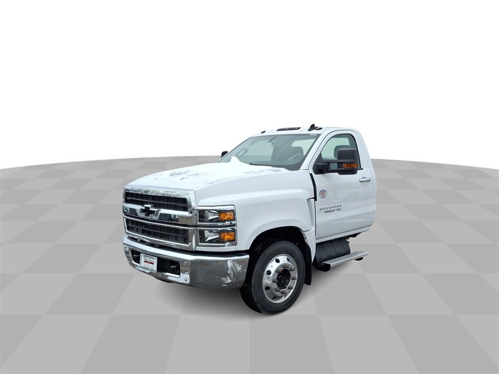 2024 Chevrolet Silverado 4500 Medium Duty Chassis Cab Work Truck's photo