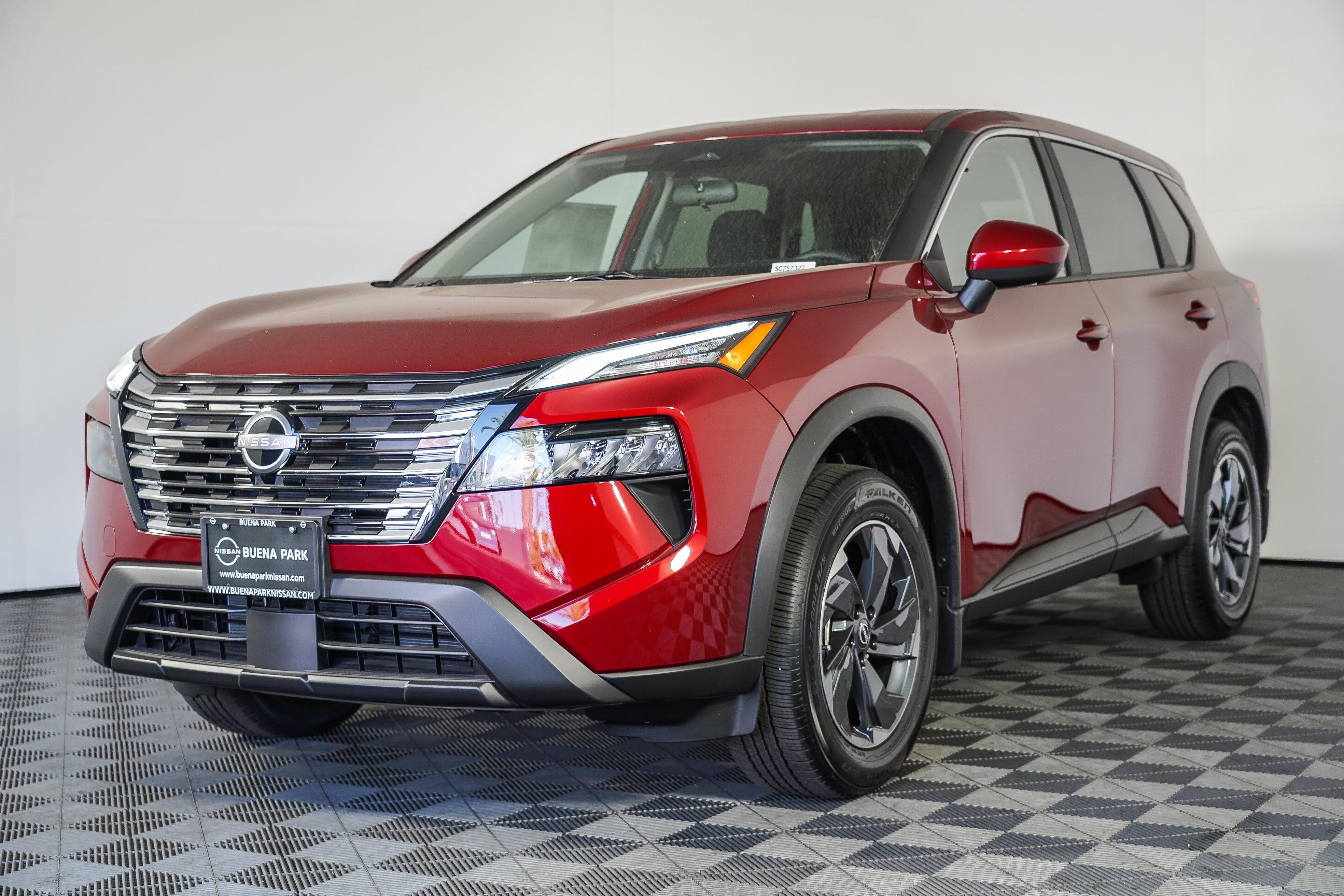2025 Nissan Rogue SV photo 4