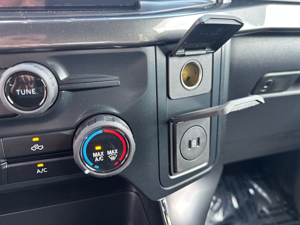 2025 Ford F-150 STX photo 11