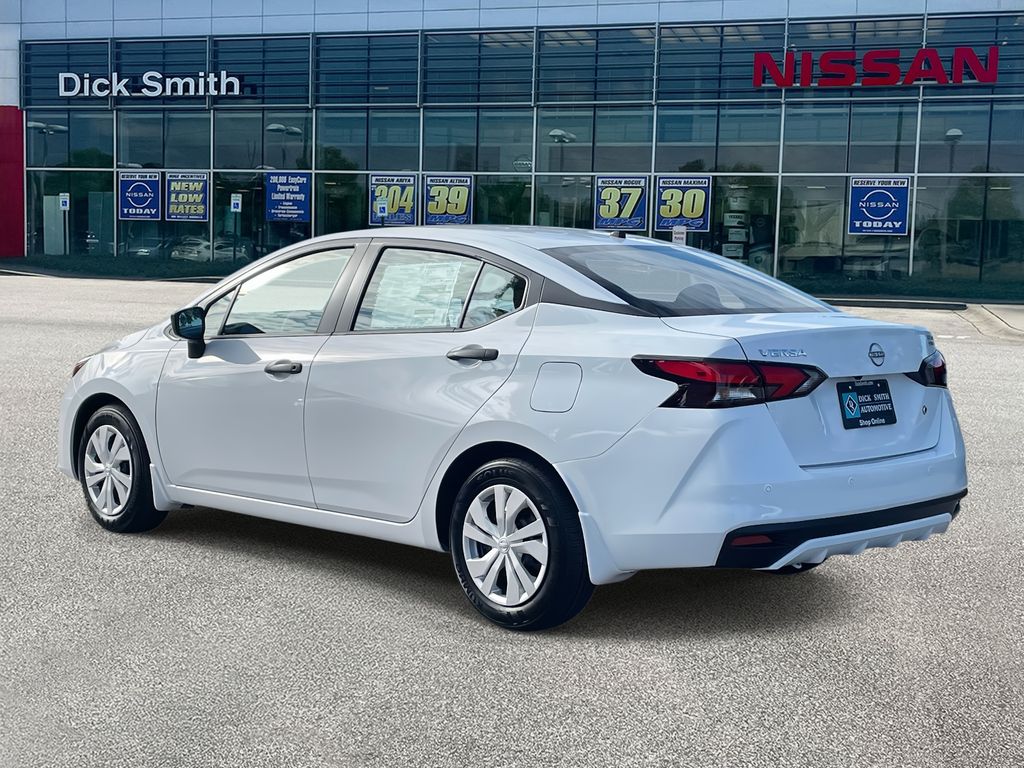 2025 Nissan Versa S photo 3