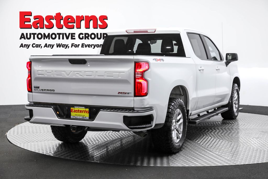 2023 Chevrolet Silverado 1500 RST photo 3