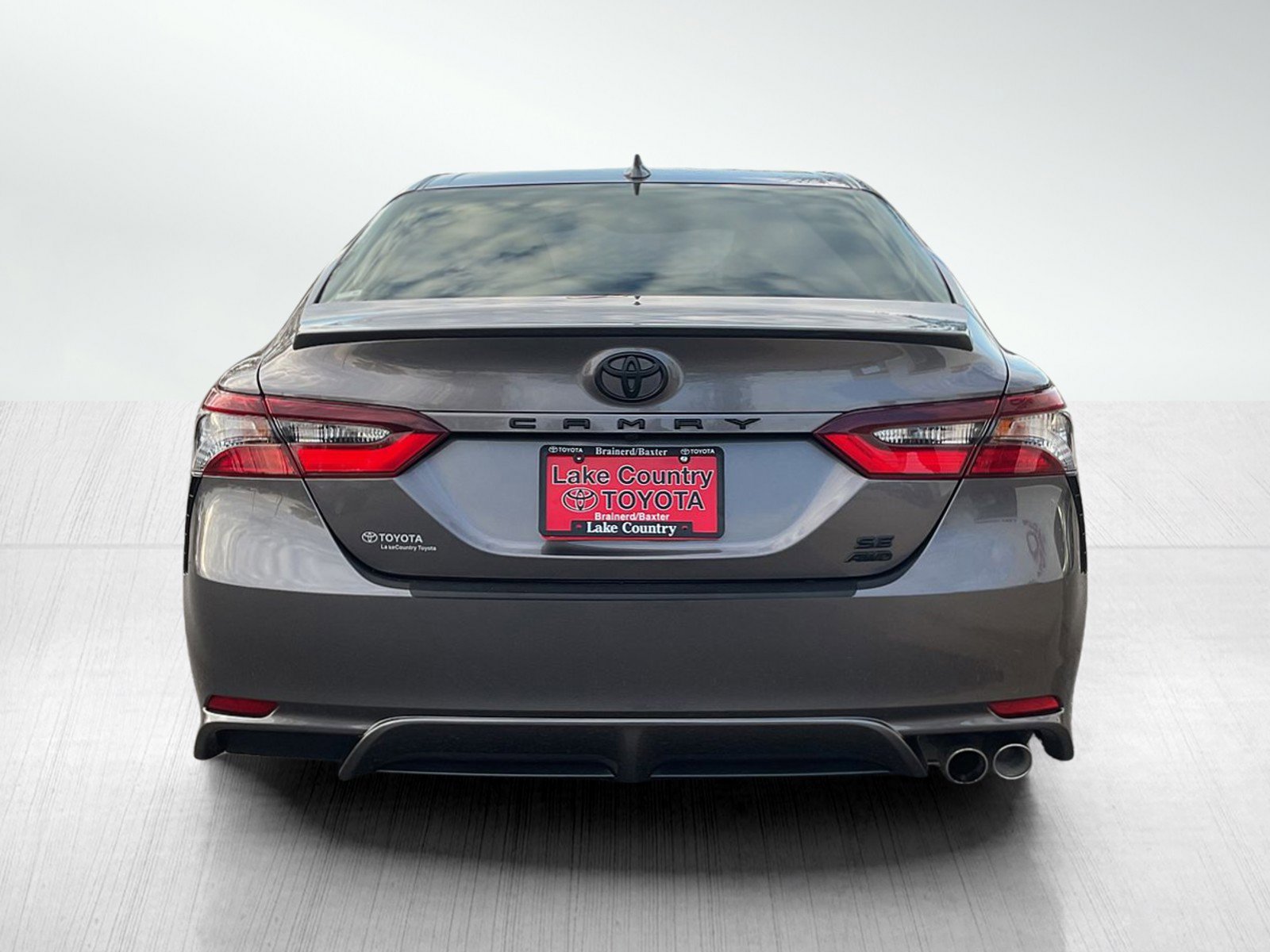 2021 Toyota Camry SE photo 4