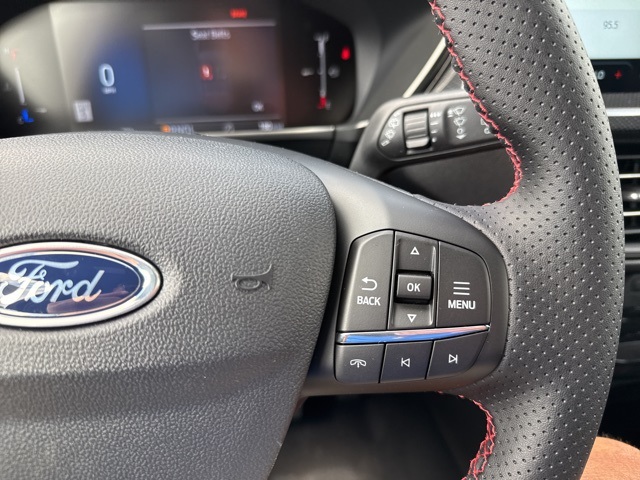 2026 Ford Escape ST-Line photo 31