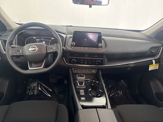 2026 Nissan Rogue S photo 21