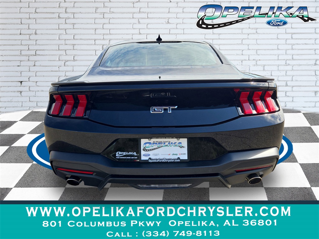 2025 Ford Mustang GT photo 4