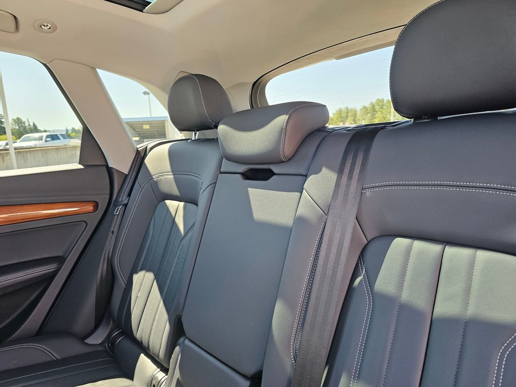 2023 Audi Q5 45 S line Premium photo 19
