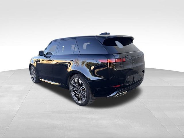 2025 Land Rover Range Rover Sport SE photo 3