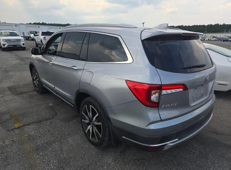 2019 Honda Pilot Touring photo 3