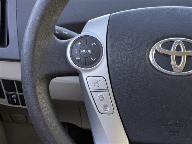 2015 Toyota Prius Four photo 23