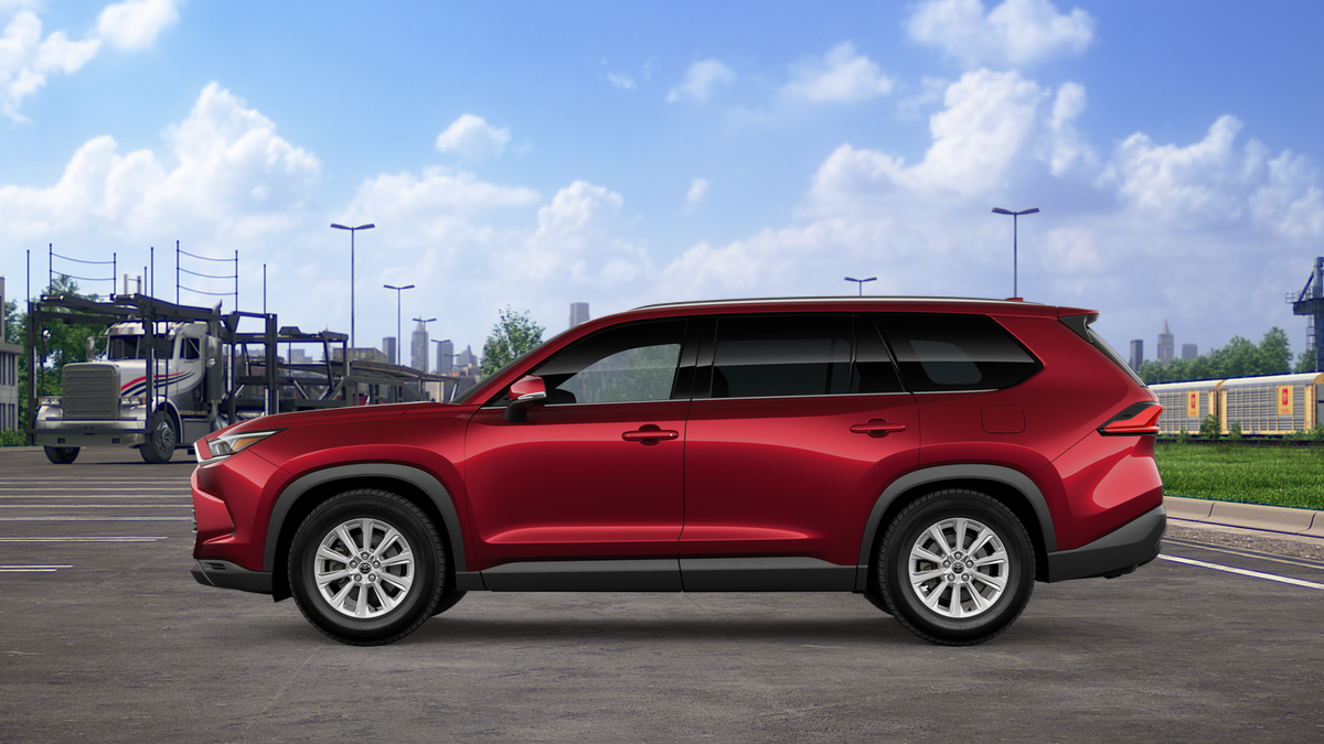 2026 Toyota Grand Highlander XLE AWD photo 4