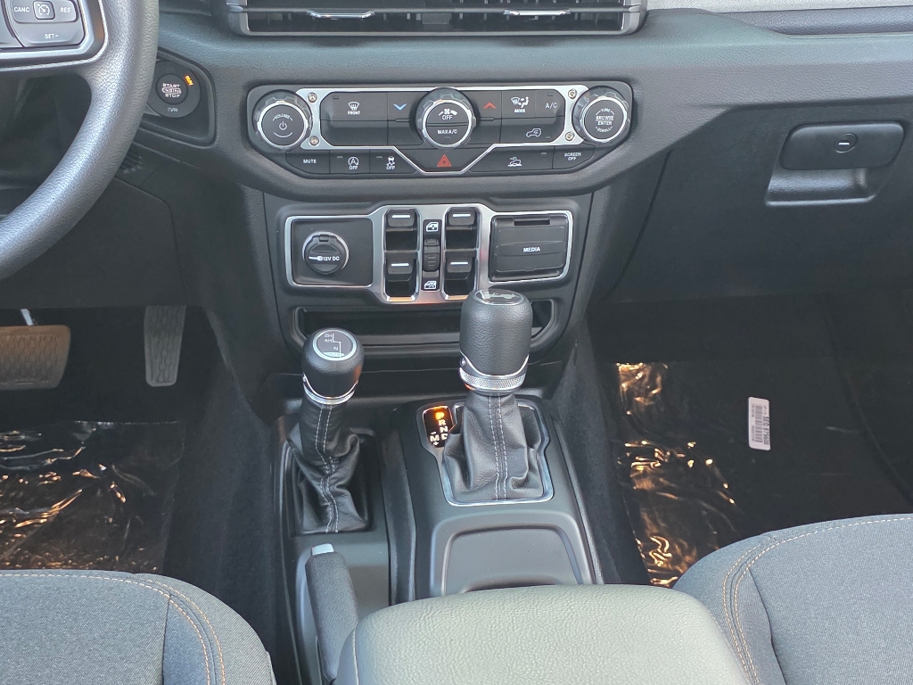 2026 Jeep Wrangler Sport photo 11