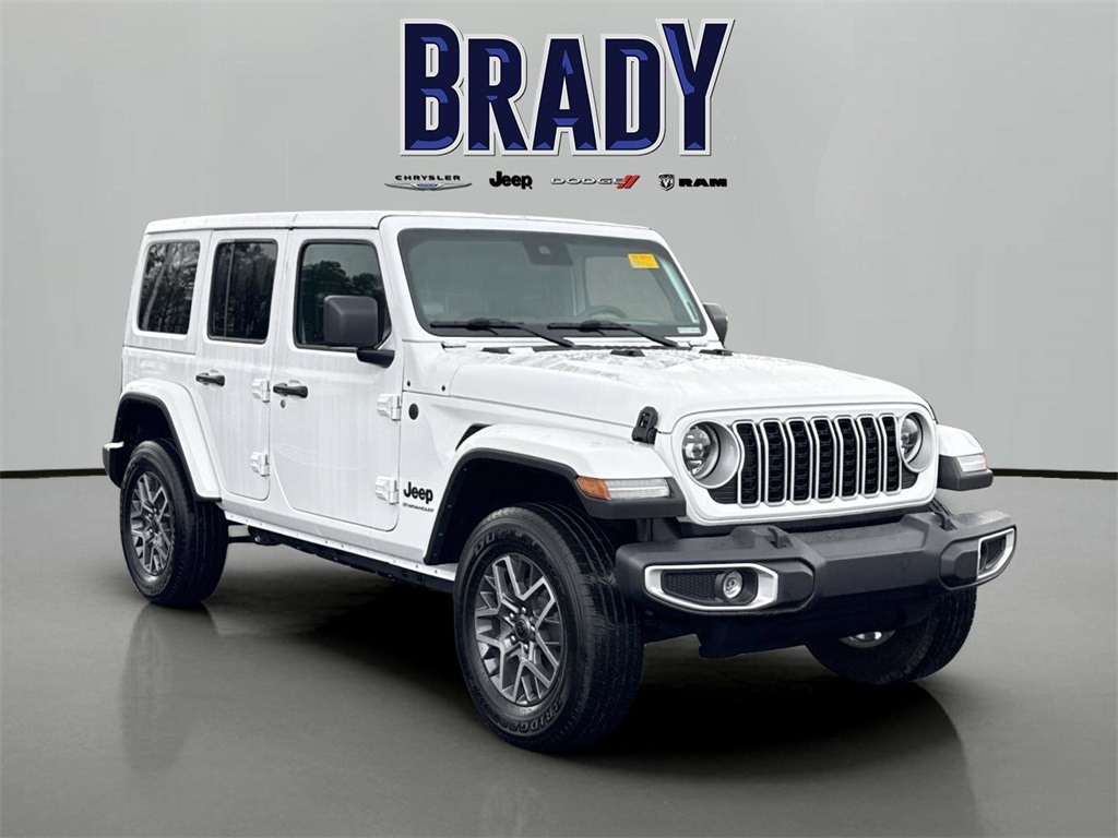 2025 Jeep Wrangler 4-Door Sahara's photo