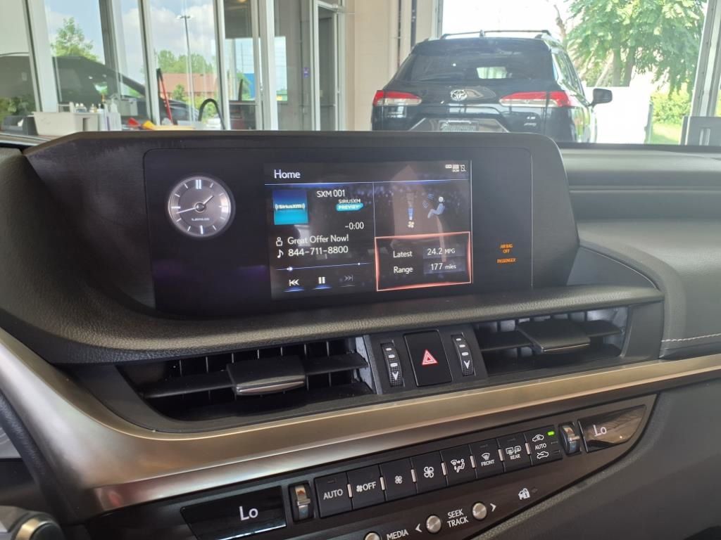 2020 Lexus ES 350 Base photo 19