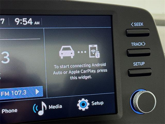 2025 Hyundai Elantra SEL Sport photo 16