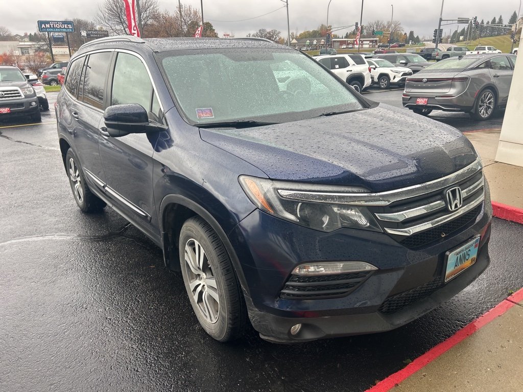 2017 Honda Pilot EX-L photo 2